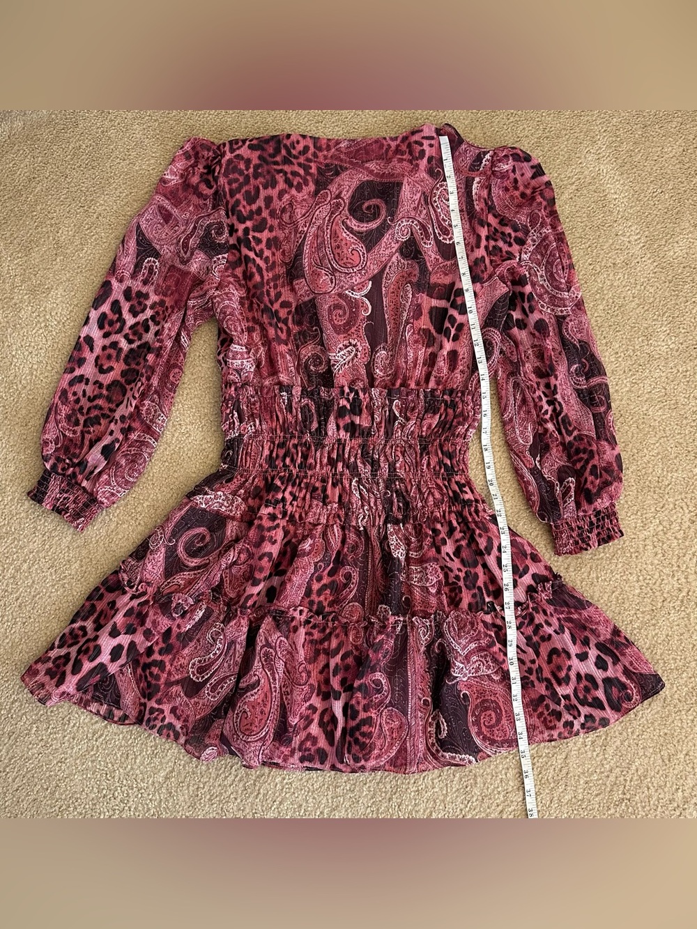 GUESS Pink Paisley Leopard Lace-Up V-neck Dress Large 10 12 Long-sleeved NWOT - Picture 2 of 9